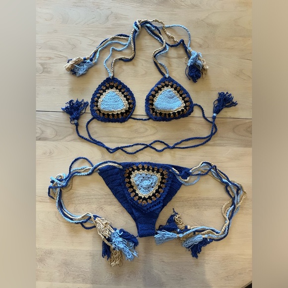 Andi Bagus Timmy Crochet Bikini - Picture 3 of 9